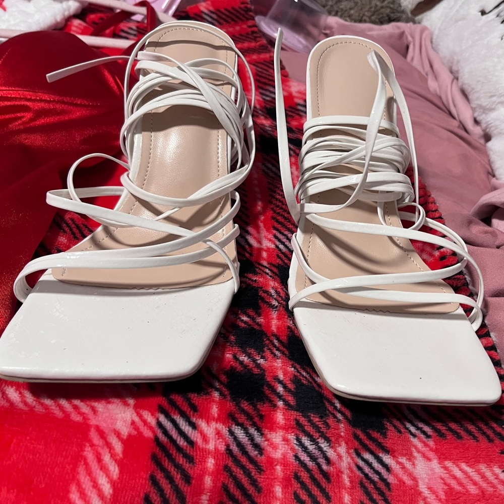 WRAP Around Square Heels